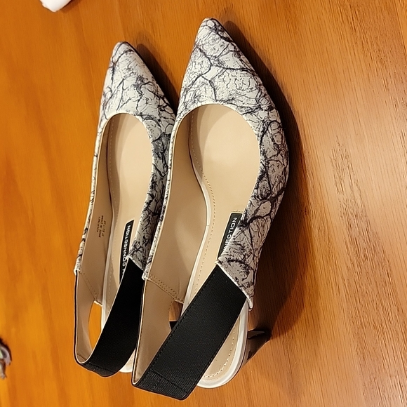 French Connection - Picture 2 of 5